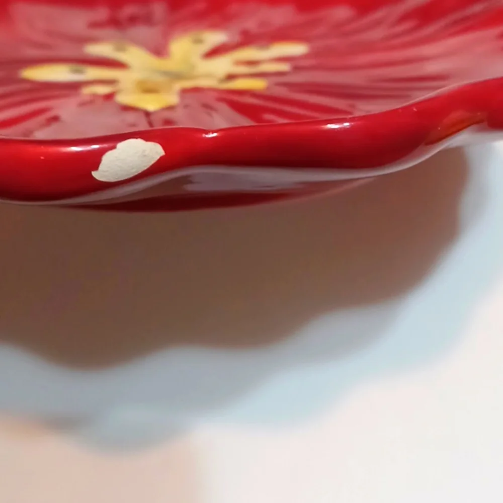 Pier 1 plates